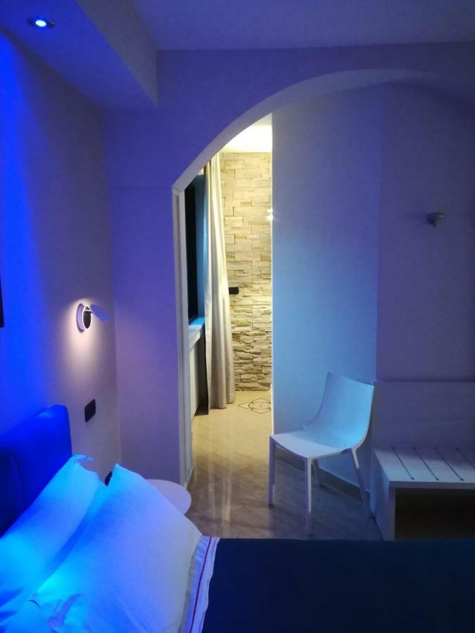 Sonevi Rooms 나폴리 외부 사진