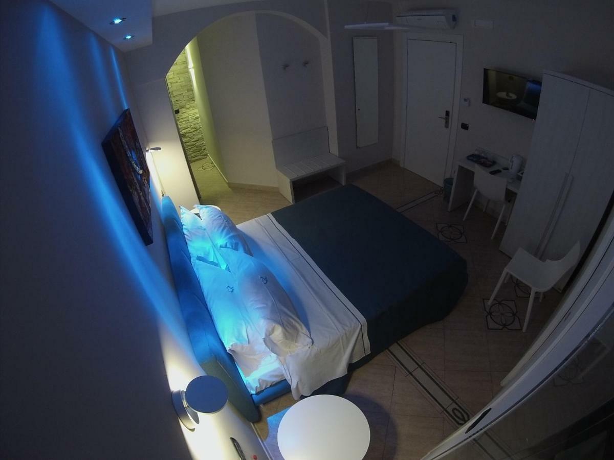 Sonevi Rooms 나폴리 외부 사진