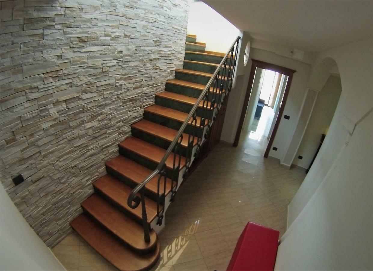 Sonevi Rooms 나폴리 외부 사진